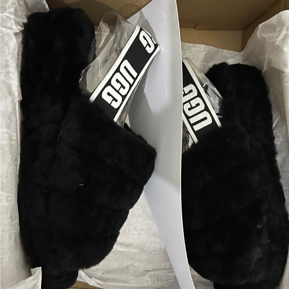 New in box UGG slippers! Size 7